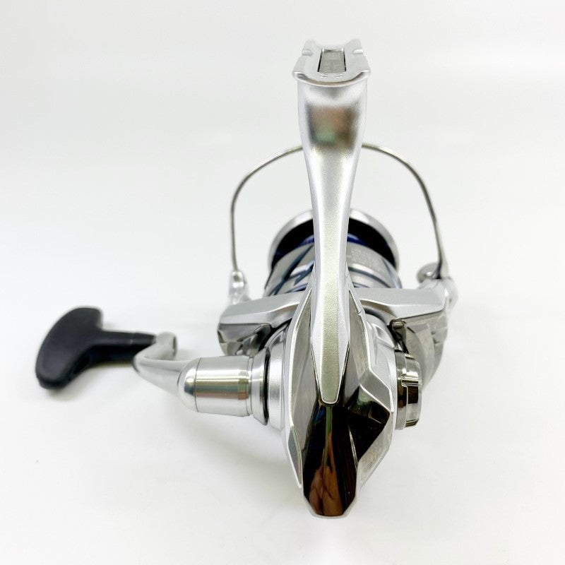 Gulungan Pemintal Shimano 23 Stradic FM C3000XG
