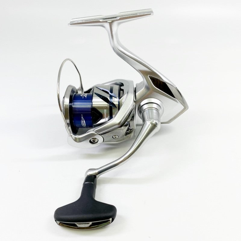 Gulungan Pemintal Shimano 23 Stradic FM C3000HG