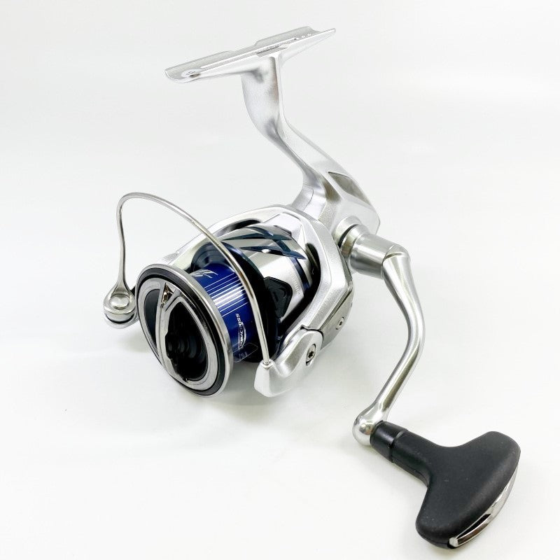 Gulungan Pemintal Shimano 23 Stradic FM C3000