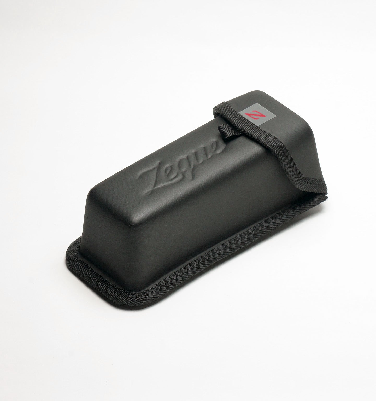 Zeque Hard Shell Case AS-038