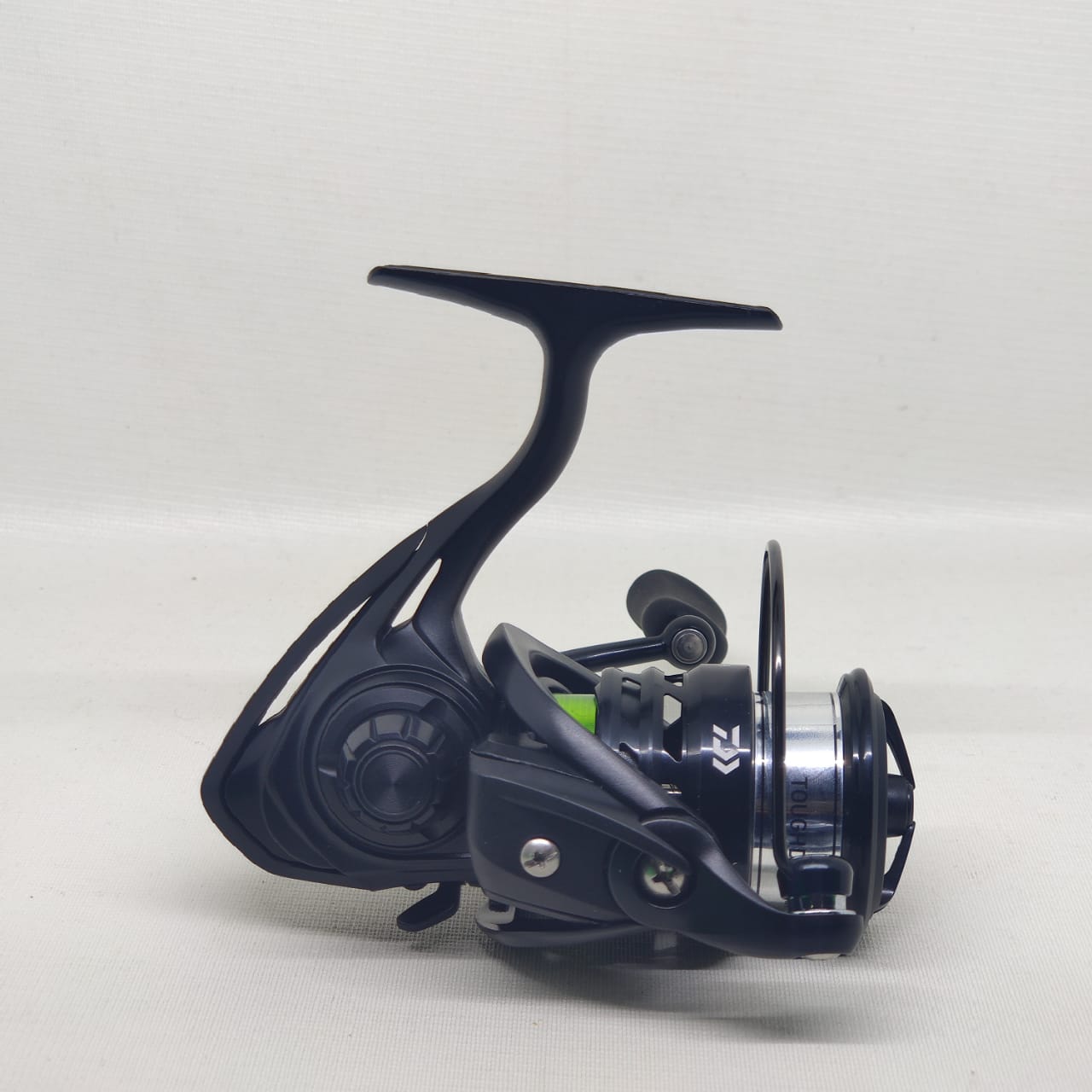 Daiwa 20 Revros EX LT 2000-XH