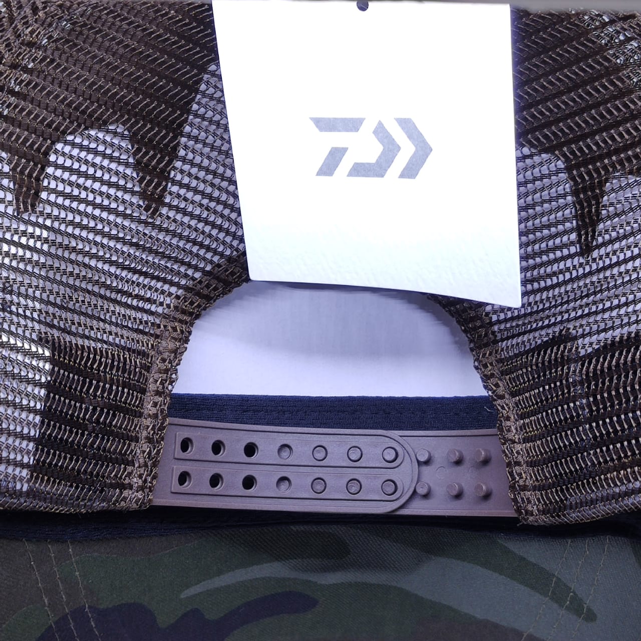 Daiwa - Topi Bisbol DCN-9118C - CAMO