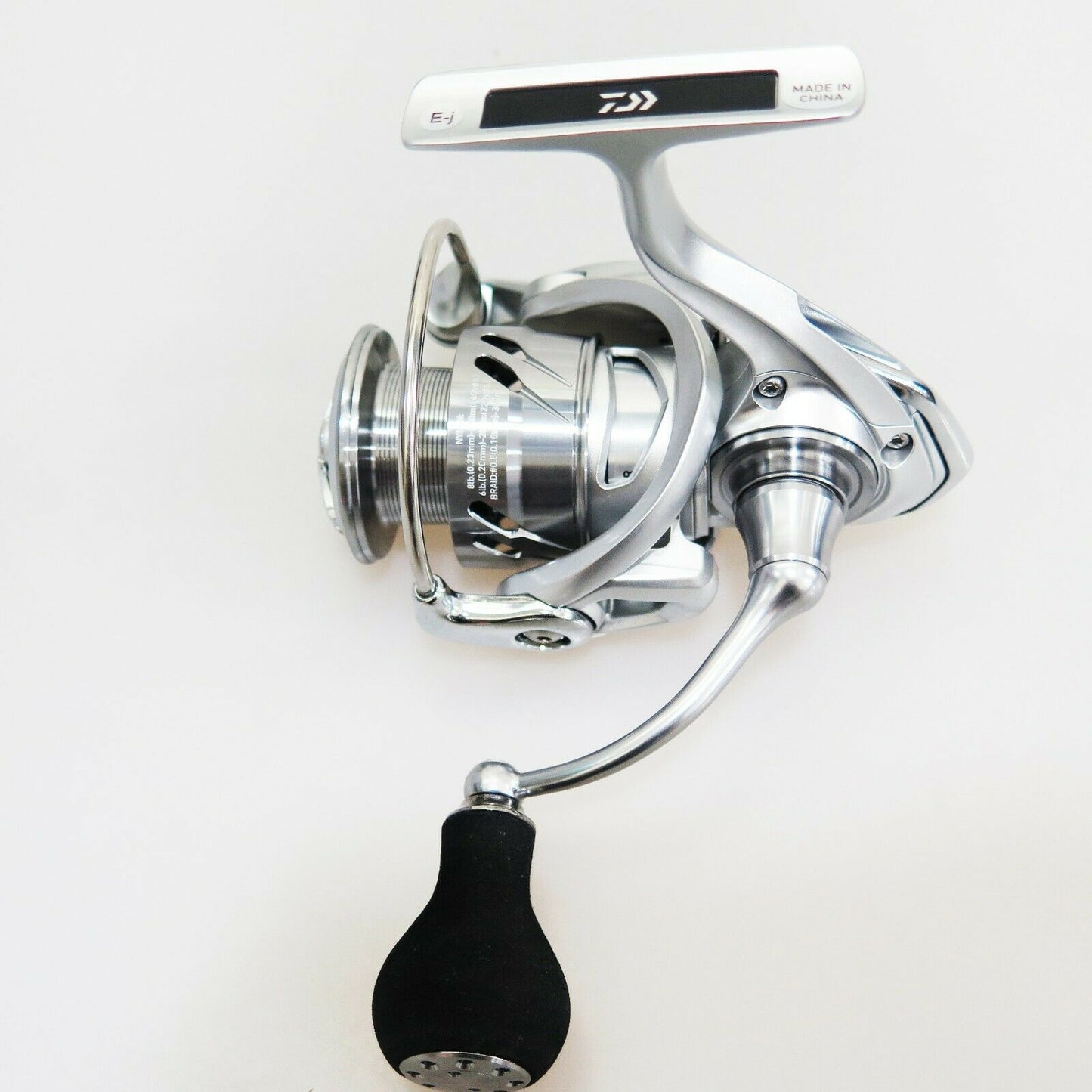 19. DAIWA PROCYON IM LT 2000D-XH