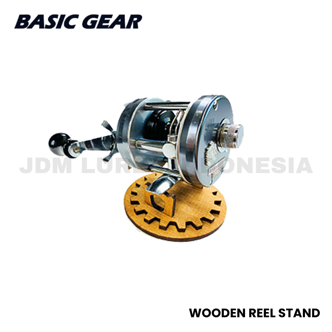 Basic Gear Wooden Reel Stand