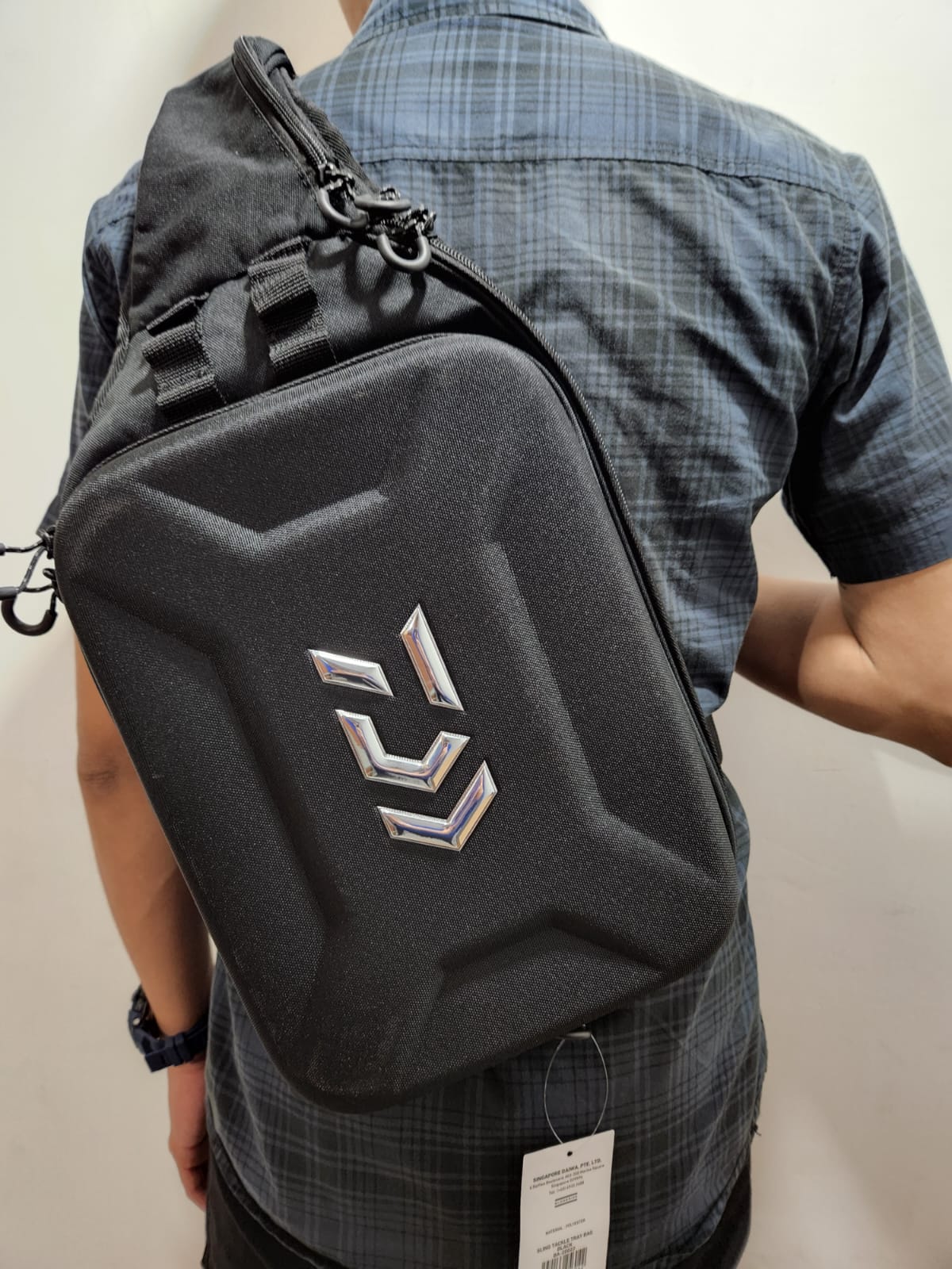 DAIWA SLING BAG BLACK BA-20022 (6042)