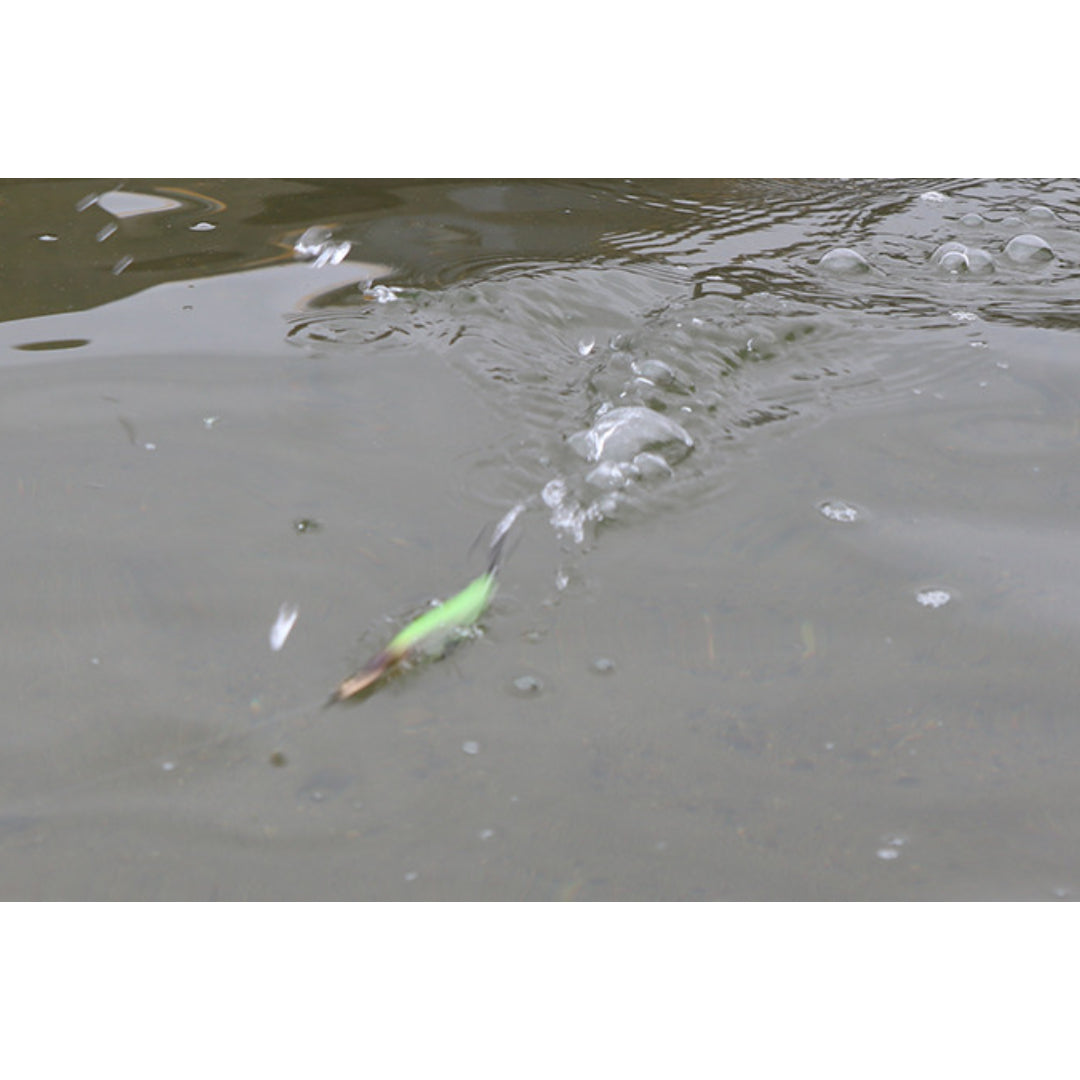 Umpan Jackall Riser Bait 007R Topwater Sinking Lure 70mm 8.2g